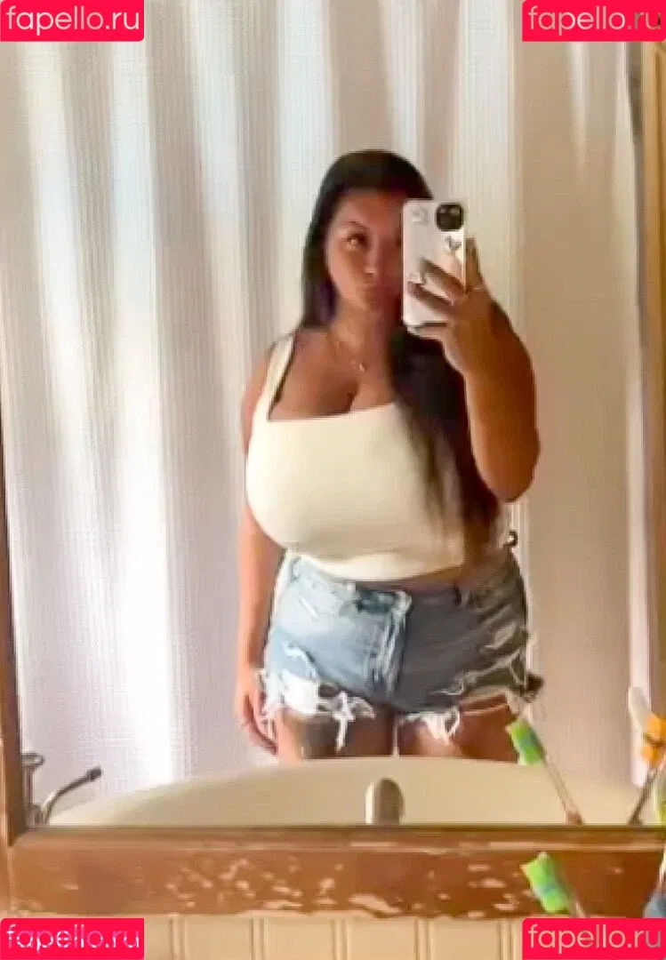 Lauren Risotti Onlyfans Photo Gallery 