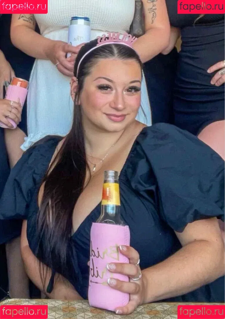 Lauren Risotti Onlyfans Photo Gallery 