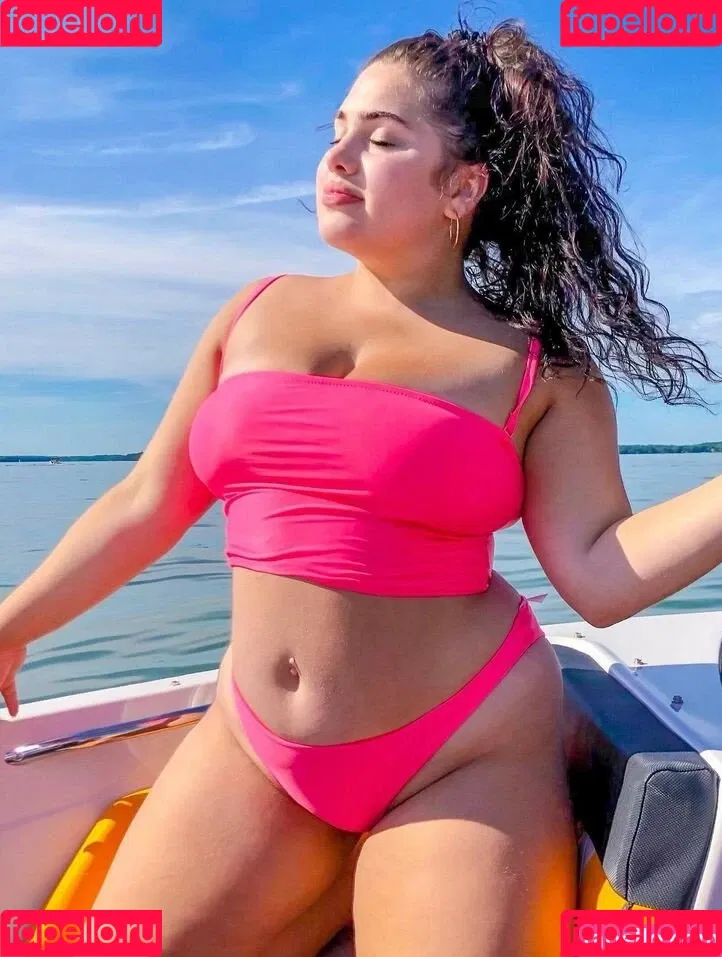 Emma Loney Onlyfans Photo Gallery 