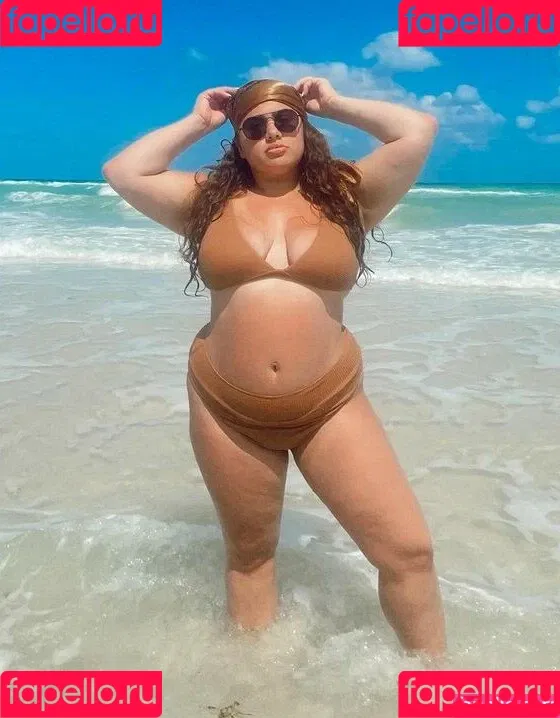 Emma Loney Onlyfans Photo Gallery 