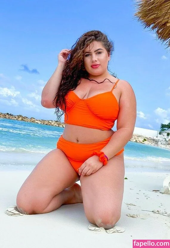 Emma Loney Onlyfans Photo Gallery 