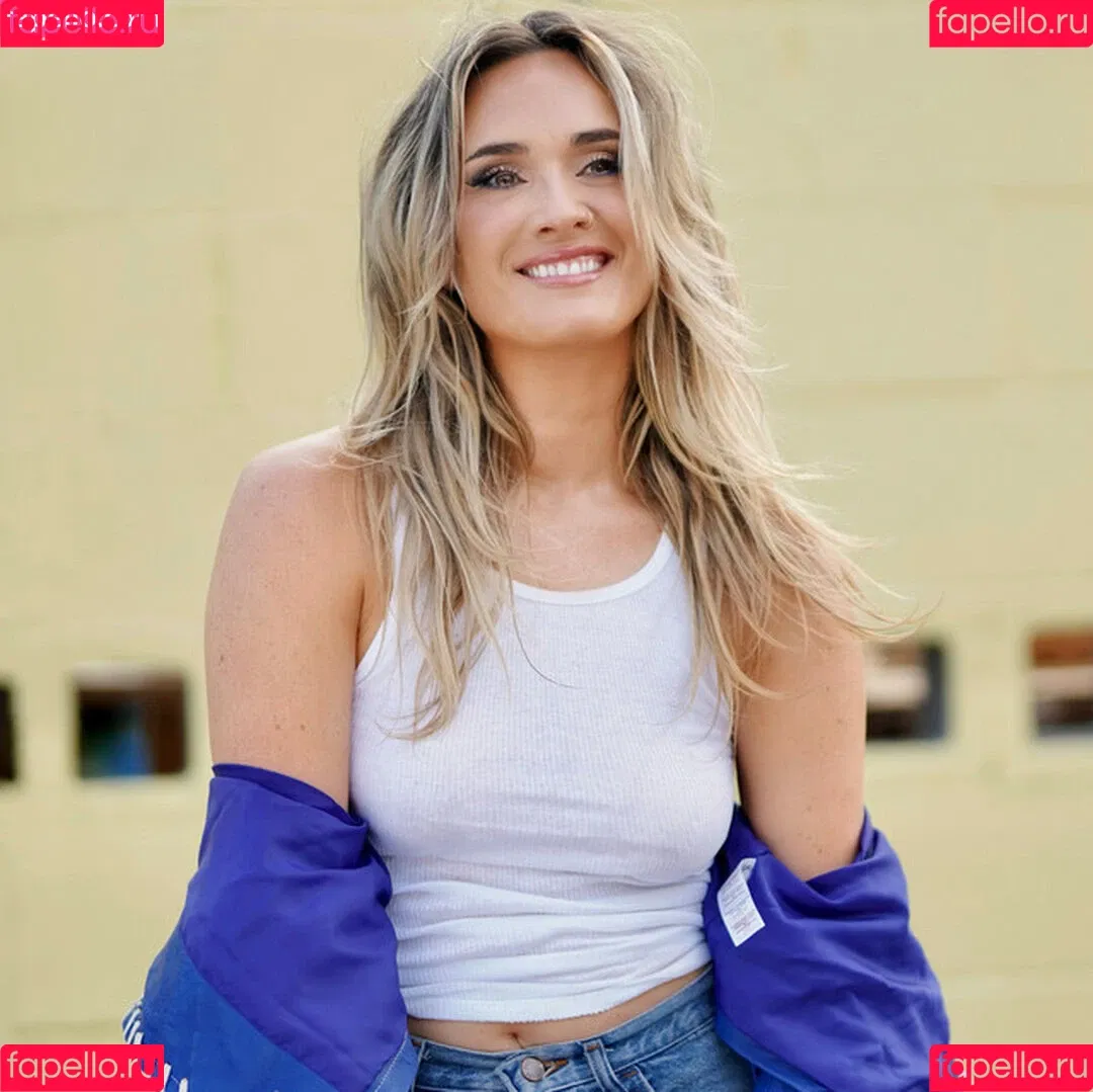 Sophia Scott Onlyfans Photo Gallery 
