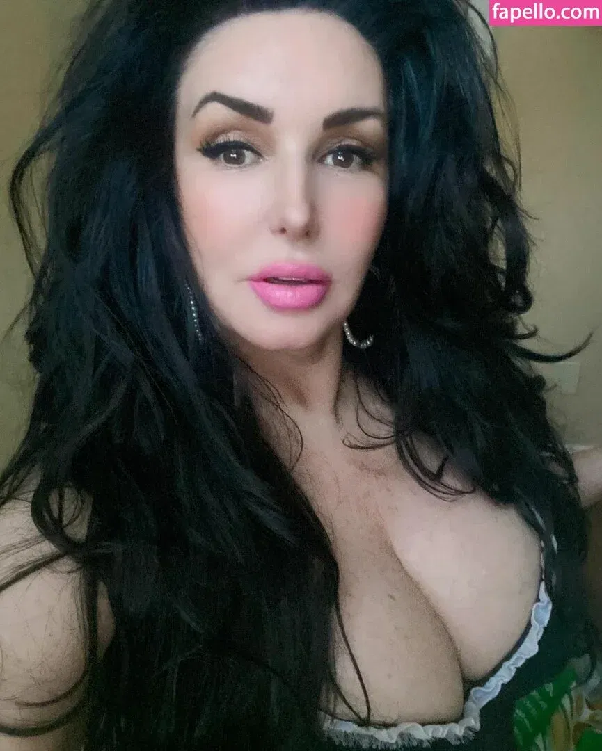 Sophia Scott Onlyfans Photo Gallery 