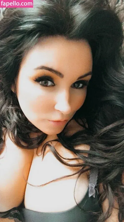 Sophia Scott Onlyfans Photo Gallery 