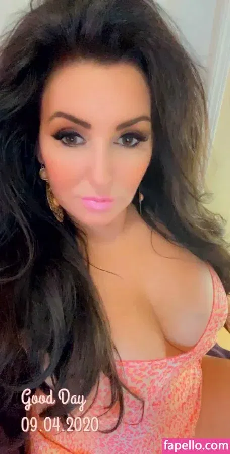 Sophia Scott Onlyfans Photo Gallery 