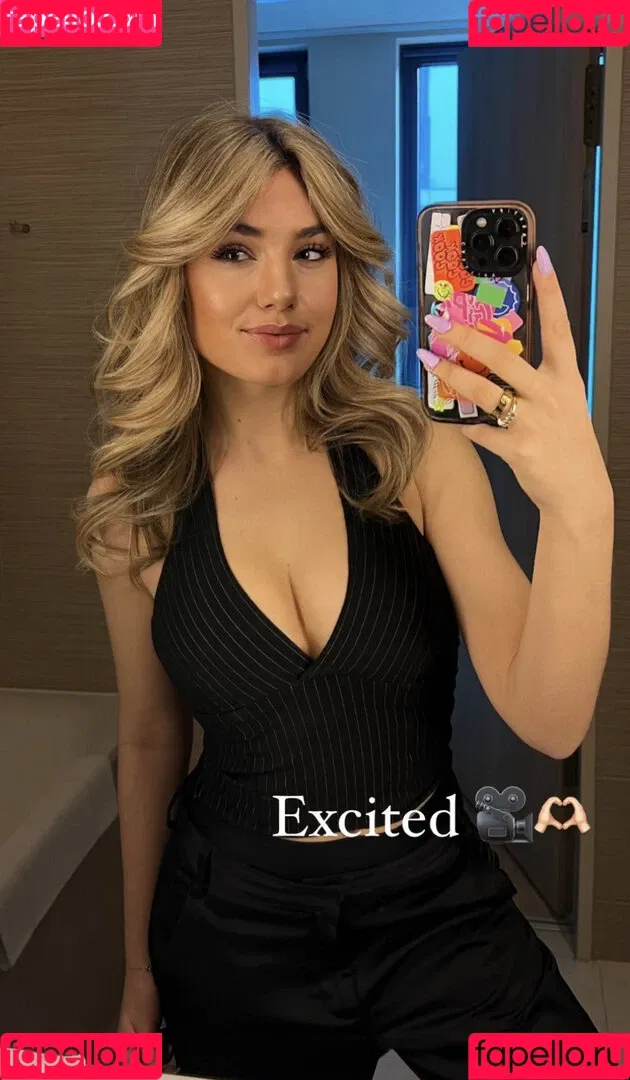 Laura Block Onlyfans Photo Gallery 