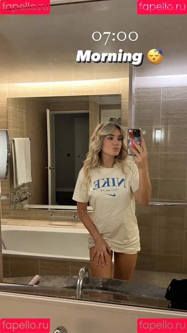Laura Block Onlyfans Photo Gallery 
