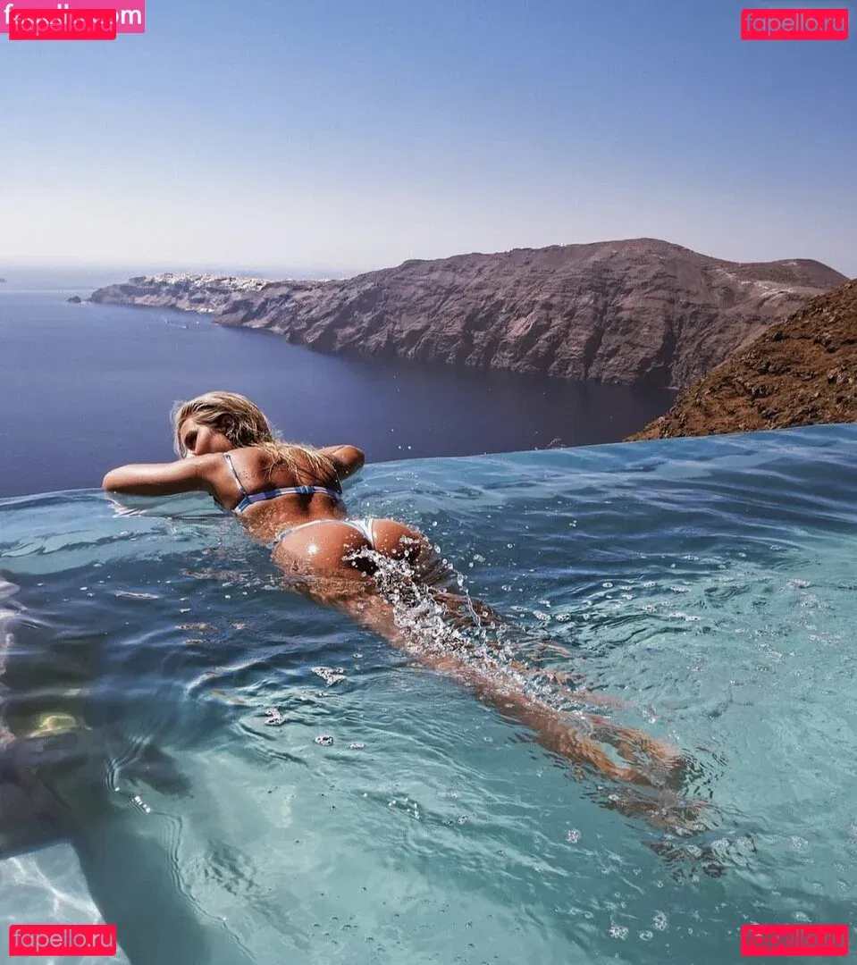 Laura Block Onlyfans Photo Gallery 