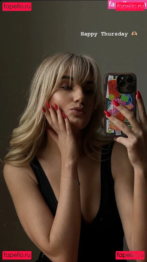 Laura Block Onlyfans Photo Gallery 