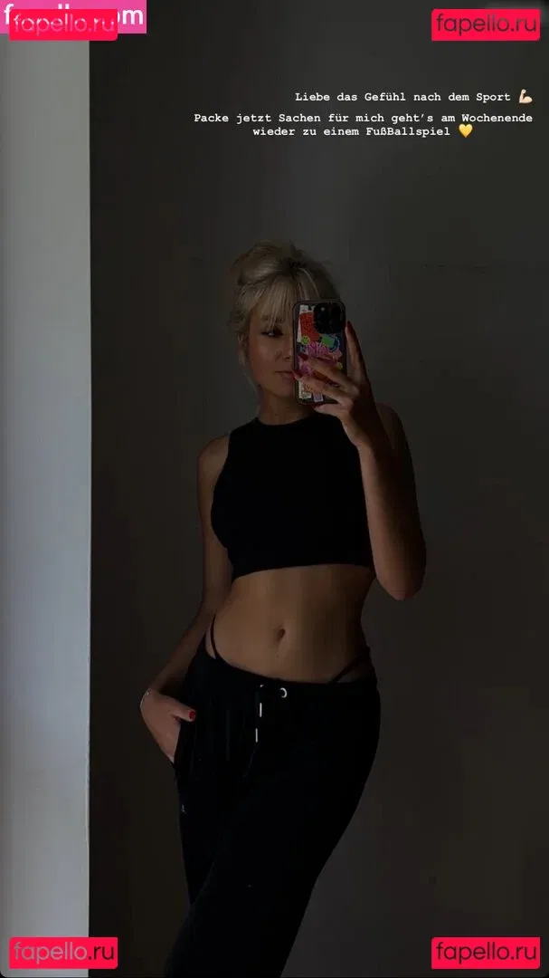 Laura Block Onlyfans Photo Gallery 