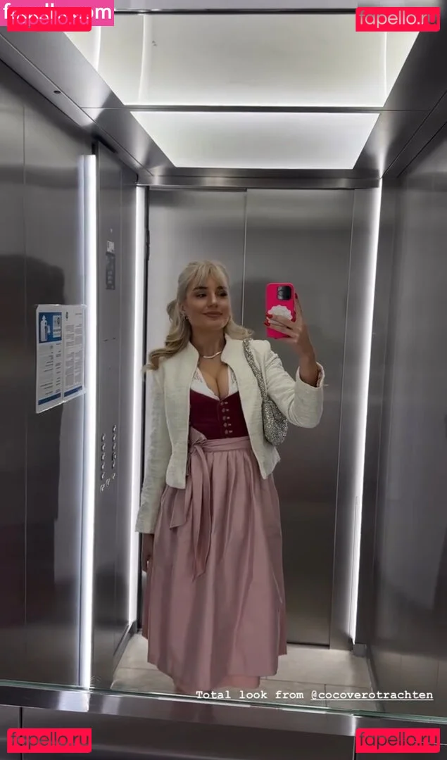 Laura Block Onlyfans Photo Gallery 