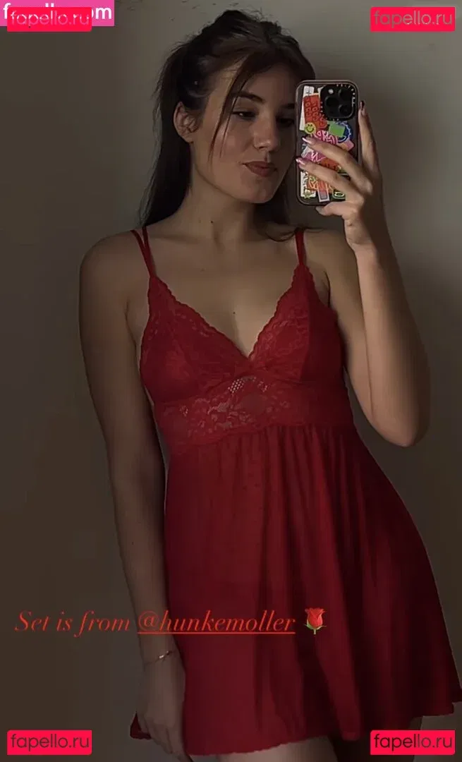 Laura Block Onlyfans Photo Gallery 