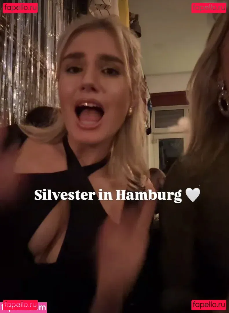 Laura Block Onlyfans Photo Gallery 