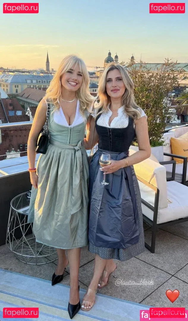 Laura Block Onlyfans Photo Gallery 