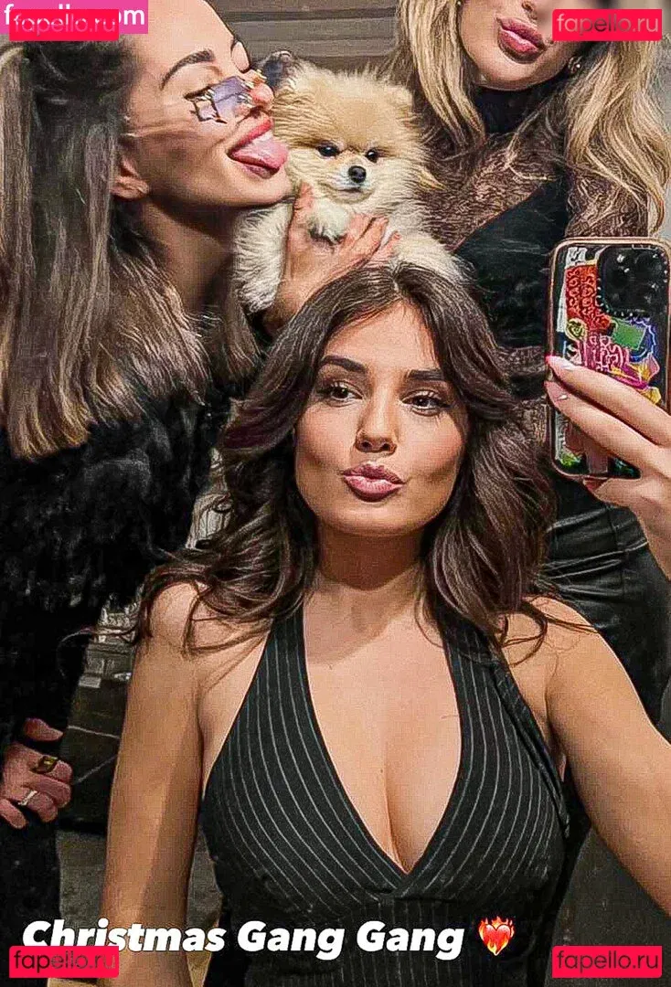 Laura Block Onlyfans Photo Gallery 