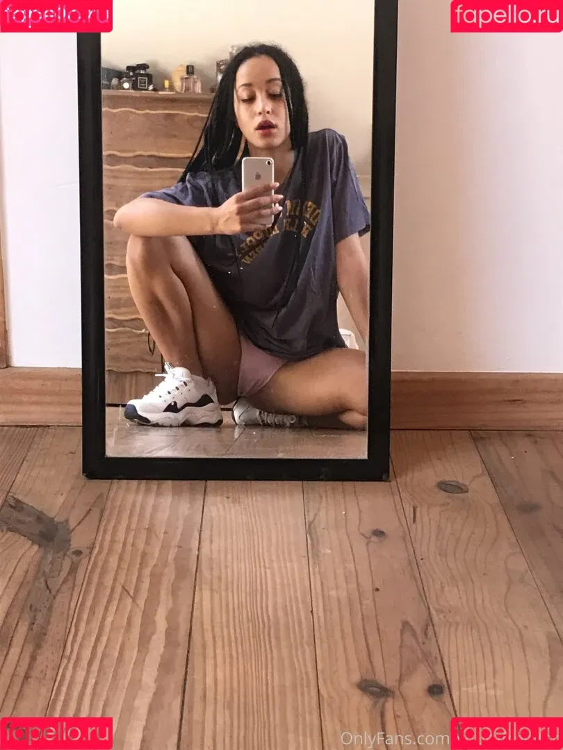 YourAfroBitch Onlyfans Photo Gallery 
