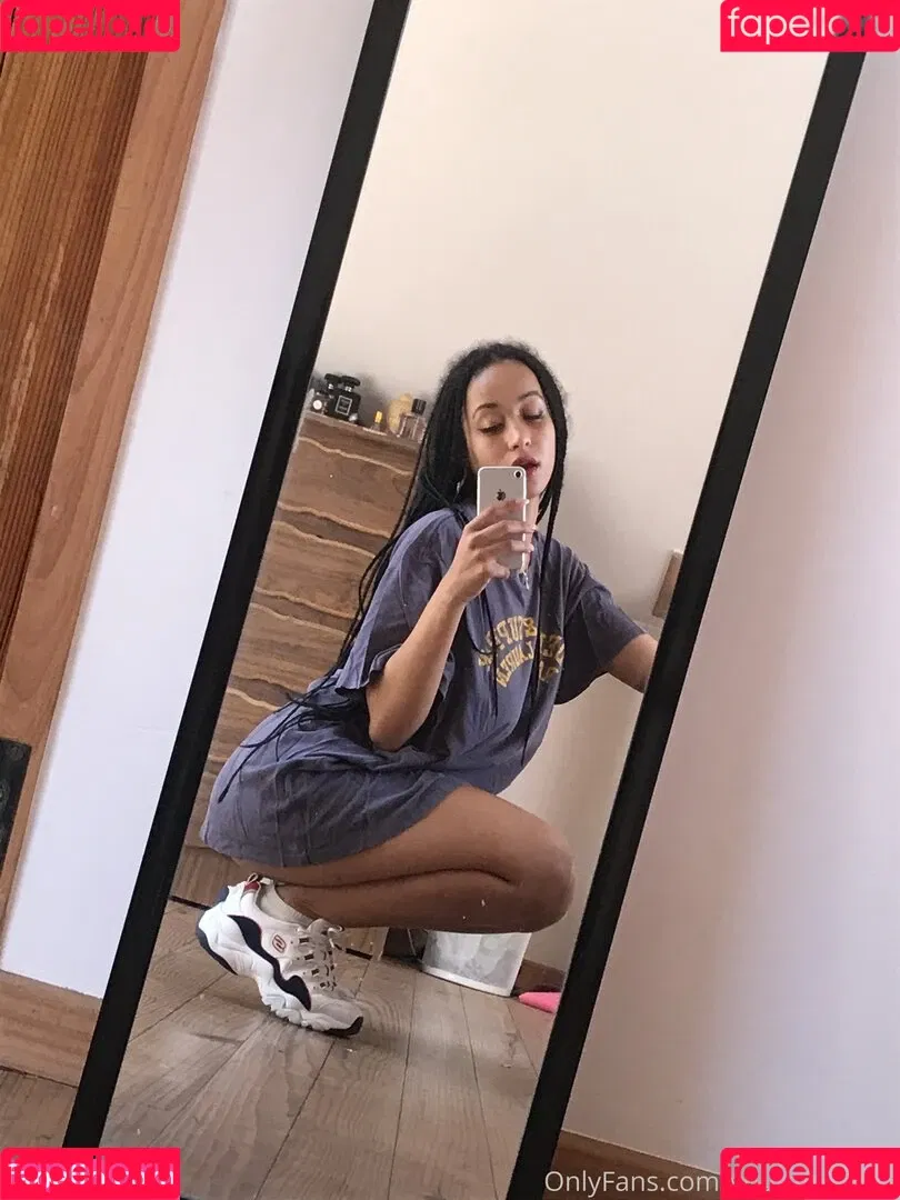 YourAfroBitch Onlyfans Photo Gallery 
