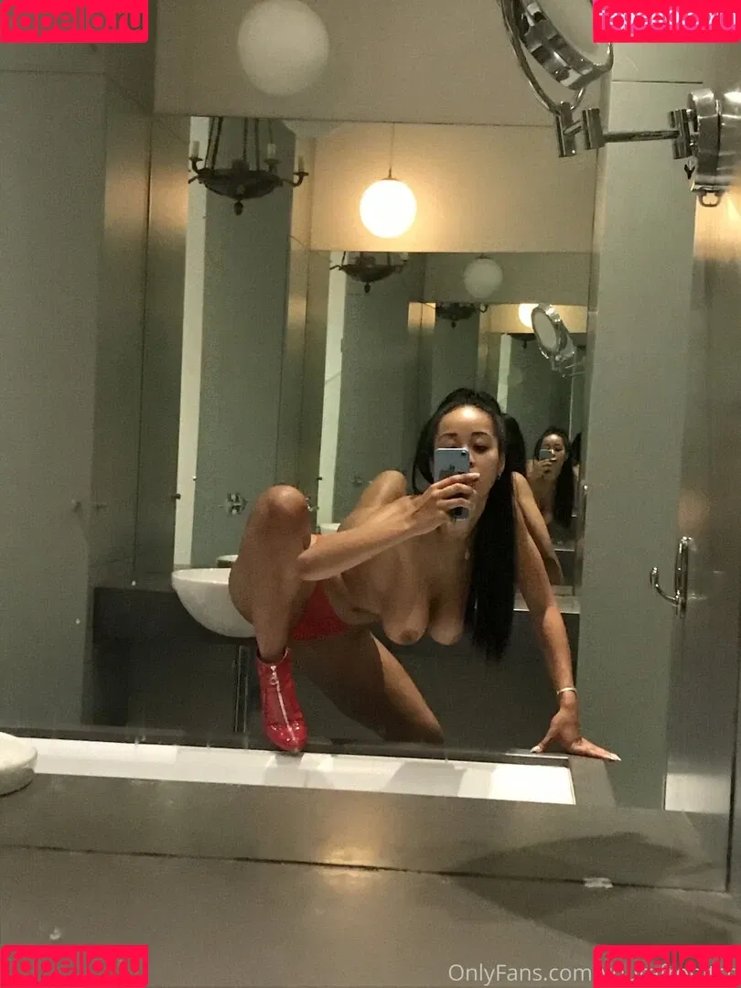 YourAfroBitch Onlyfans Photo Gallery 