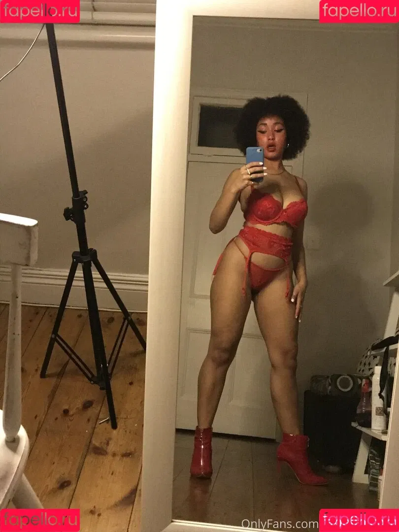 YourAfroBitch Onlyfans Photo Gallery 