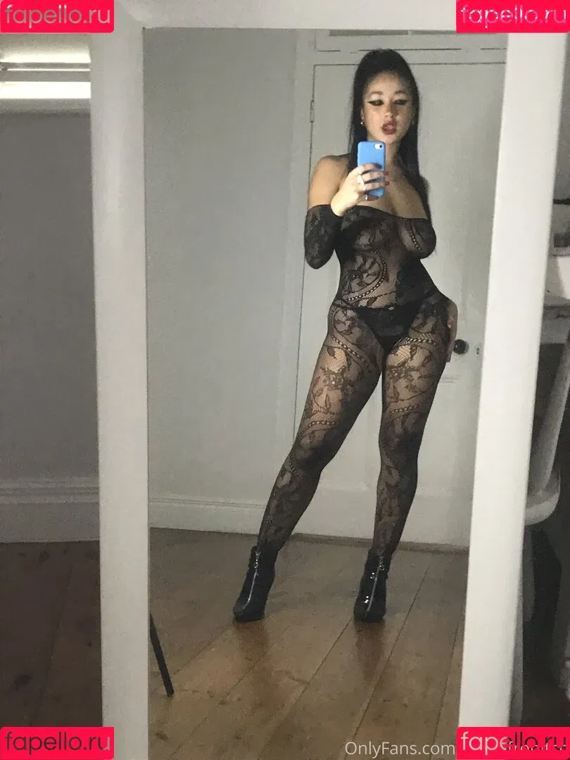 YourAfroBitch Onlyfans Photo Gallery 