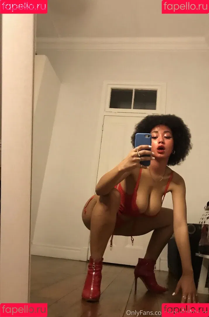 YourAfroBitch Onlyfans Photo Gallery 