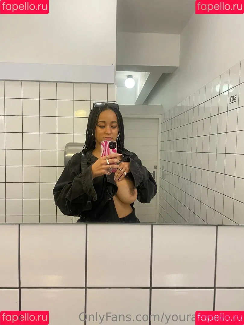 YourAfroBitch Onlyfans Photo Gallery 