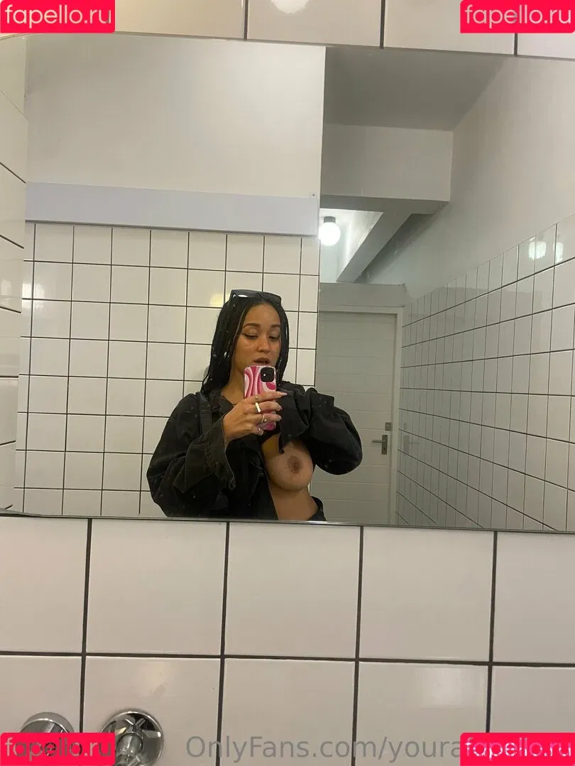 YourAfroBitch Onlyfans Photo Gallery 