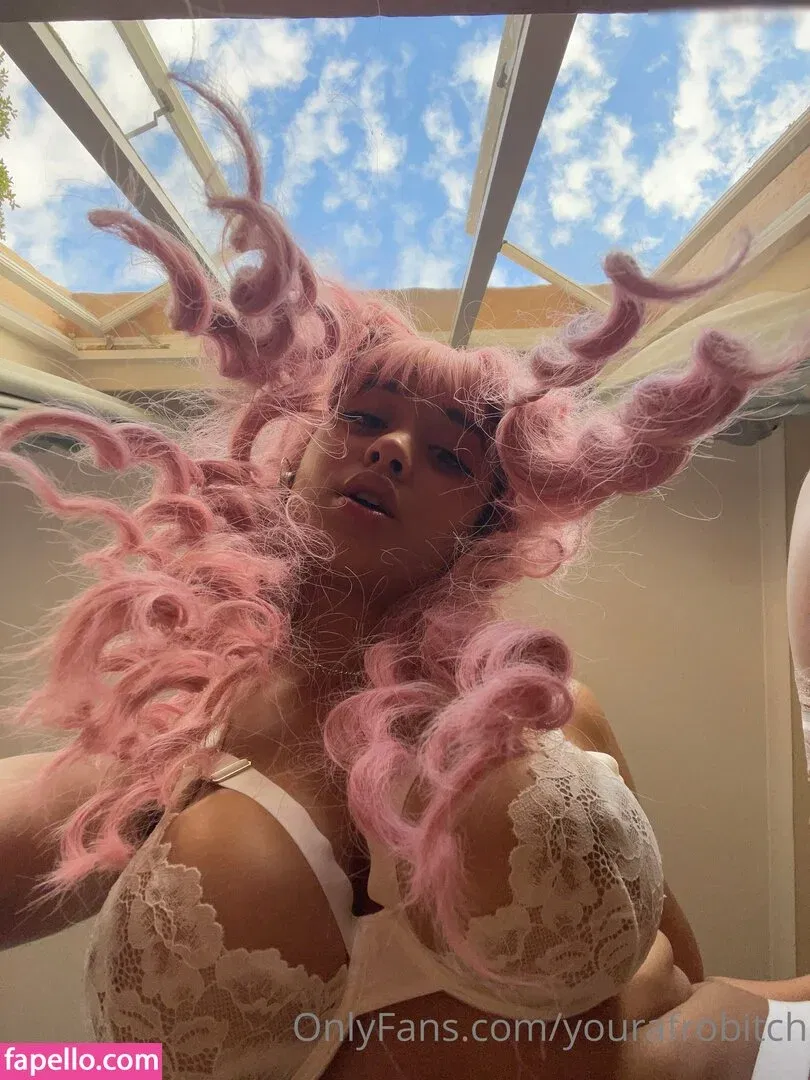 YourAfroBitch Onlyfans Photo Gallery 