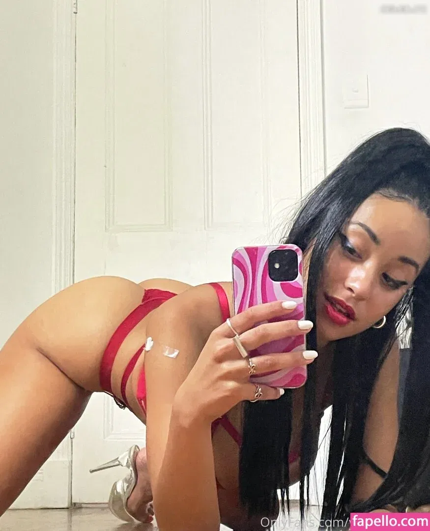 YourAfroBitch Onlyfans Photo Gallery 