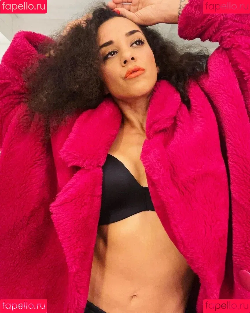 Nadja Benaissa Onlyfans Photo Gallery 