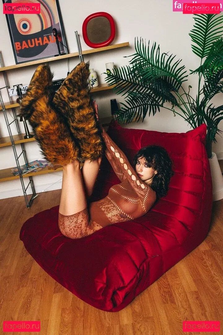 Olga Saharova Onlyfans Photo Gallery 