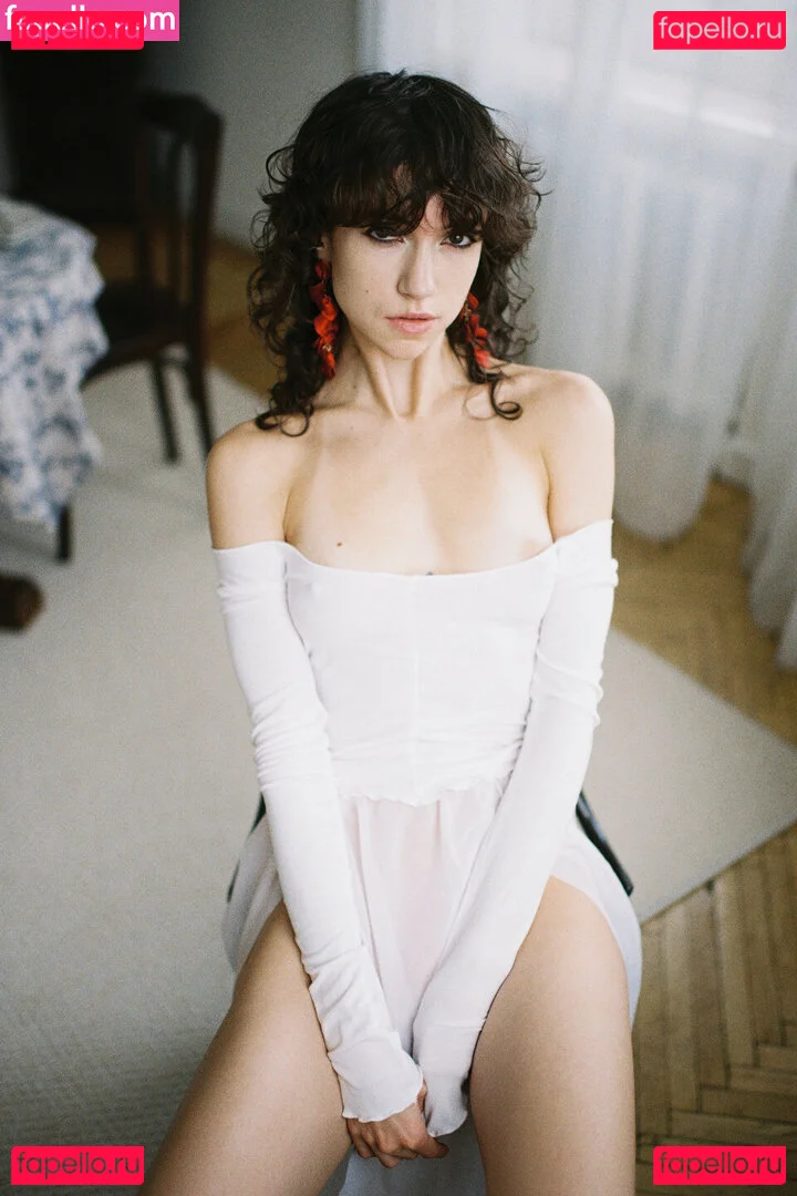 Olga Saharova Onlyfans Photo Gallery 