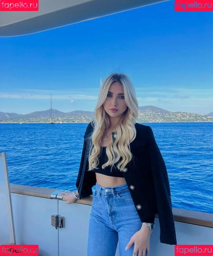 Shania Geiss Onlyfans Photo Gallery 