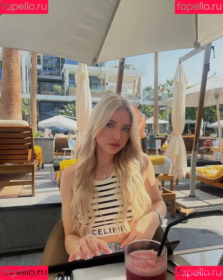 Shania Geiss Onlyfans Photo Gallery 