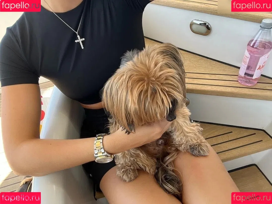 Shania Geiss Onlyfans Photo Gallery 