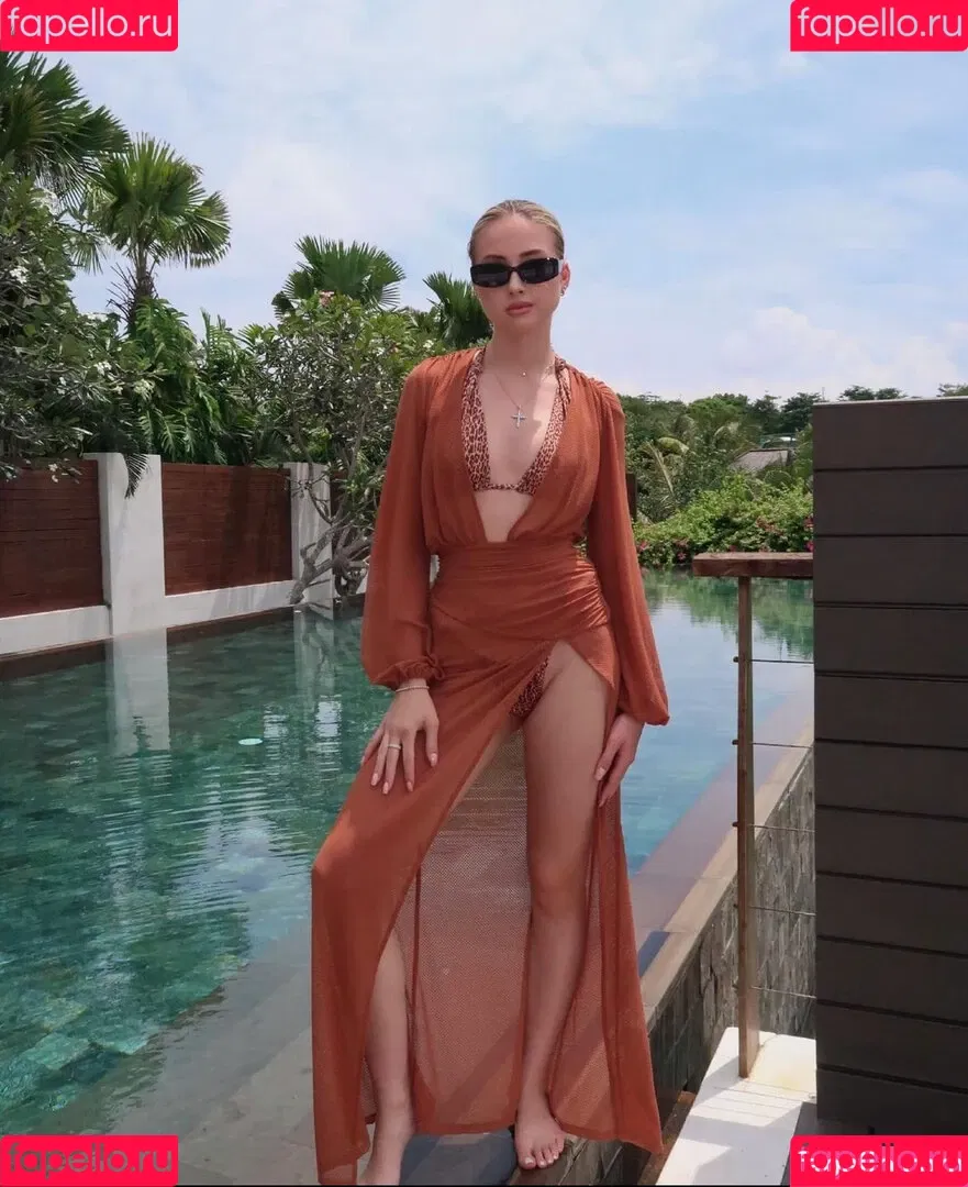 Shania Geiss Onlyfans Photo Gallery 