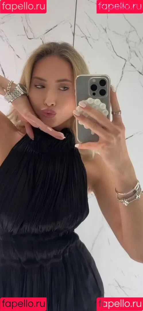 Shania Geiss Onlyfans Photo Gallery 