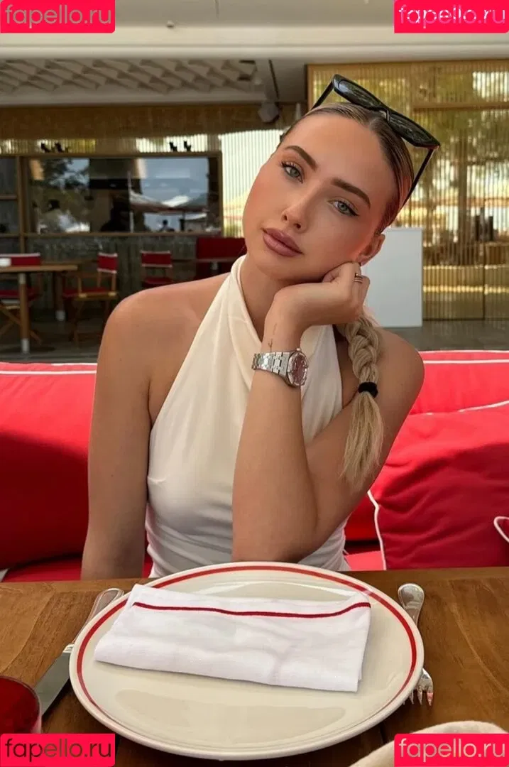 Shania Geiss Onlyfans Photo Gallery 