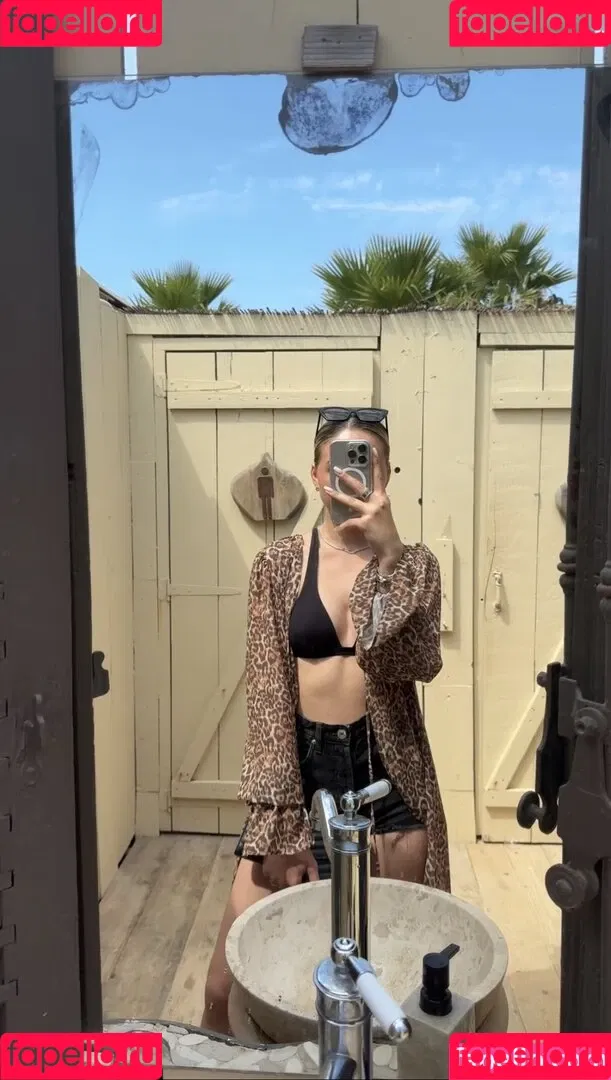 Shania Geiss Onlyfans Photo Gallery 
