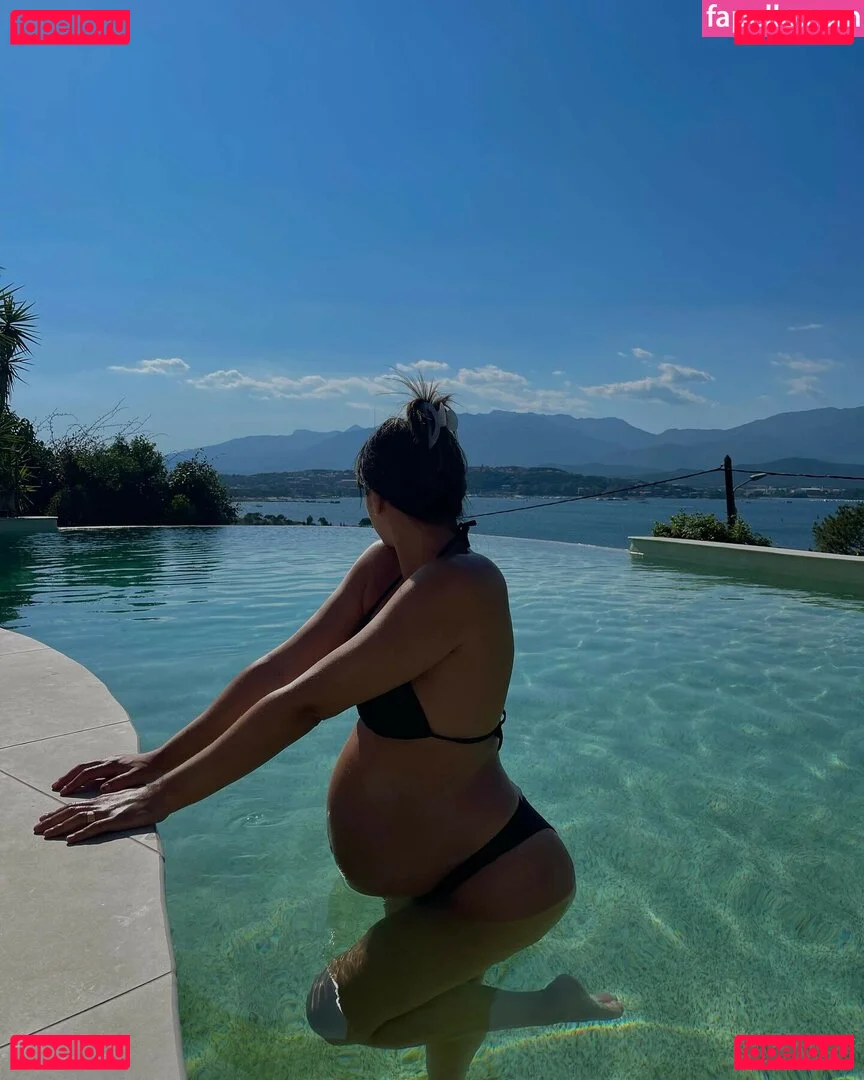 Lenna Vivas Onlyfans Photo Gallery 