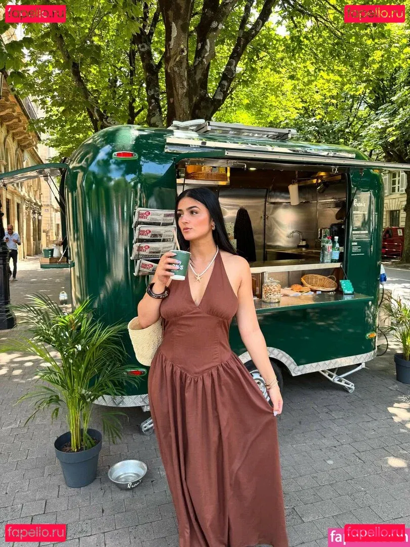 Lenna Vivas Onlyfans Photo Gallery 