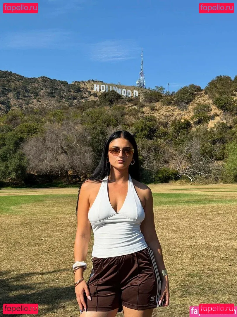 Lenna Vivas Onlyfans Photo Gallery 