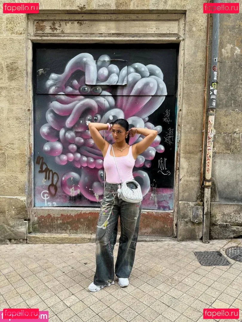 Lenna Vivas Onlyfans Photo Gallery 