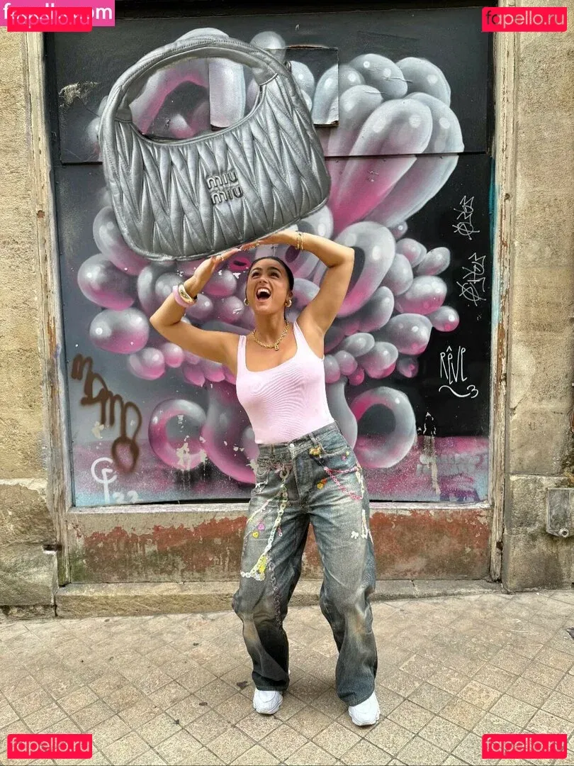 Lenna Vivas Onlyfans Photo Gallery 