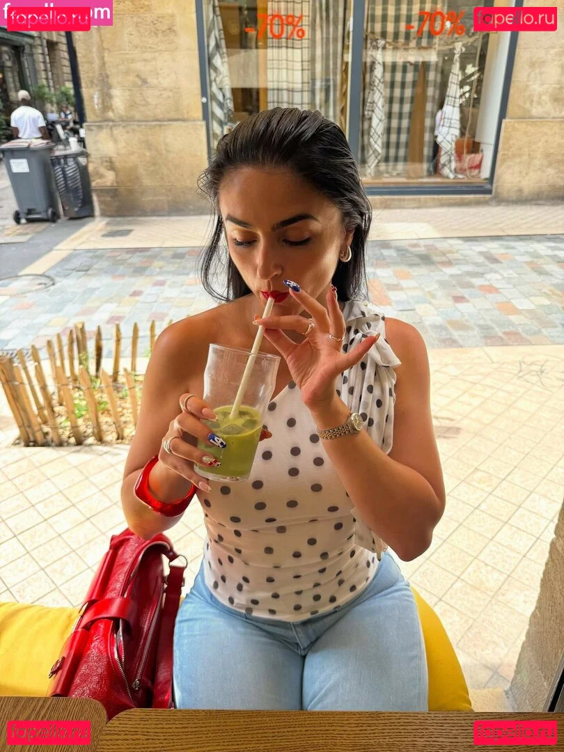 Lenna Vivas Onlyfans Photo Gallery 