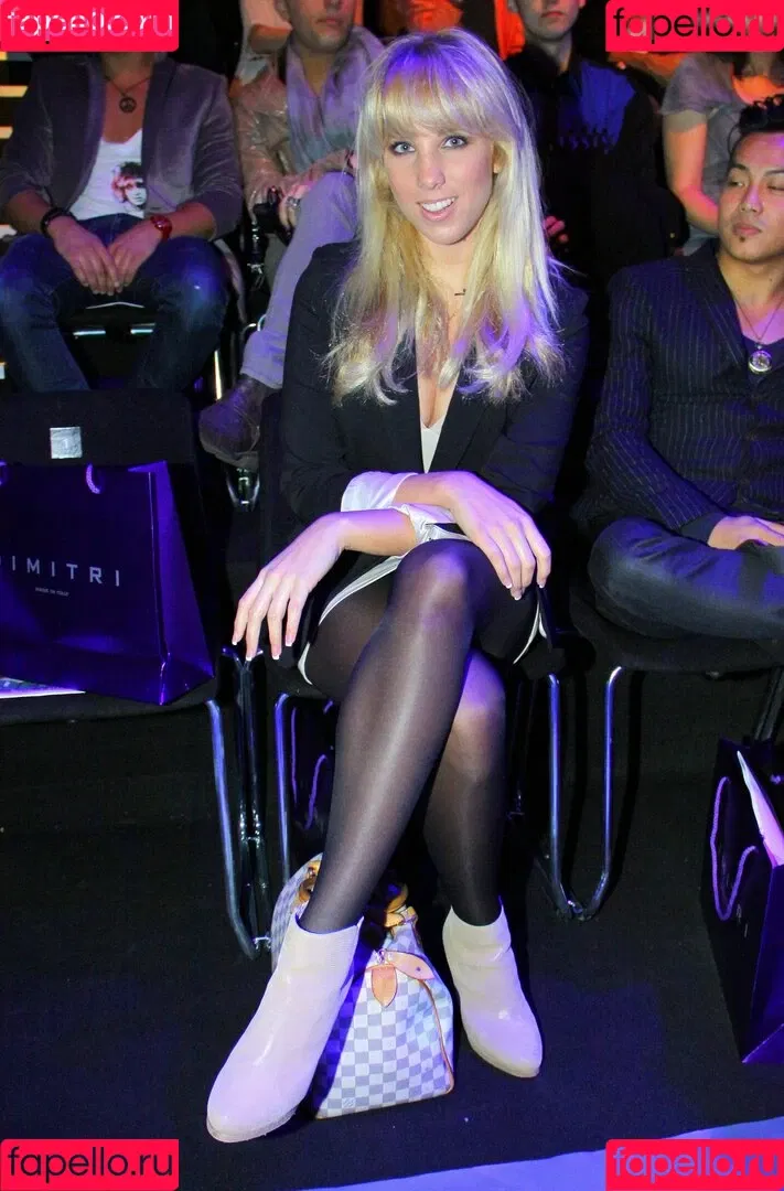 Annemarie Eilfeld Onlyfans Photo Gallery 