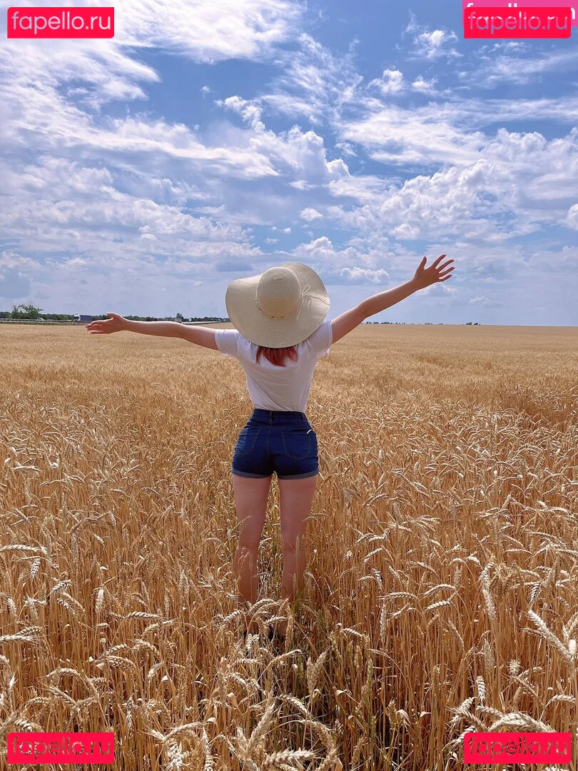 Caterpillar_Cos | Aleksandra Bodler Onlyfans Photo Gallery 