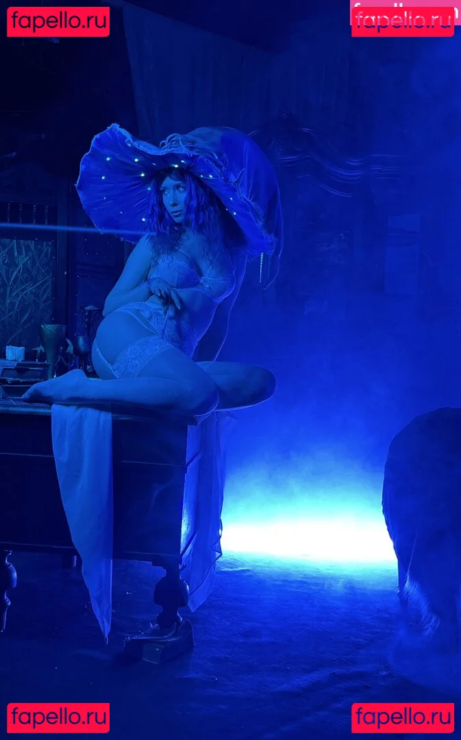 Caterpillar_Cos | Aleksandra Bodler Onlyfans Photo Gallery 