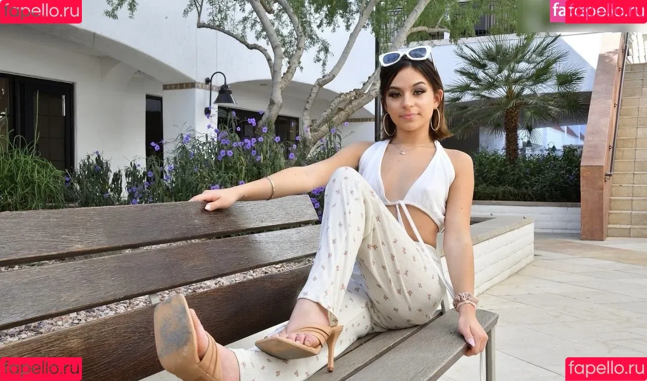 Aria Valencia Onlyfans Photo Gallery 