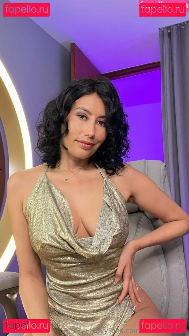 florabellafree Onlyfans Photo Gallery 